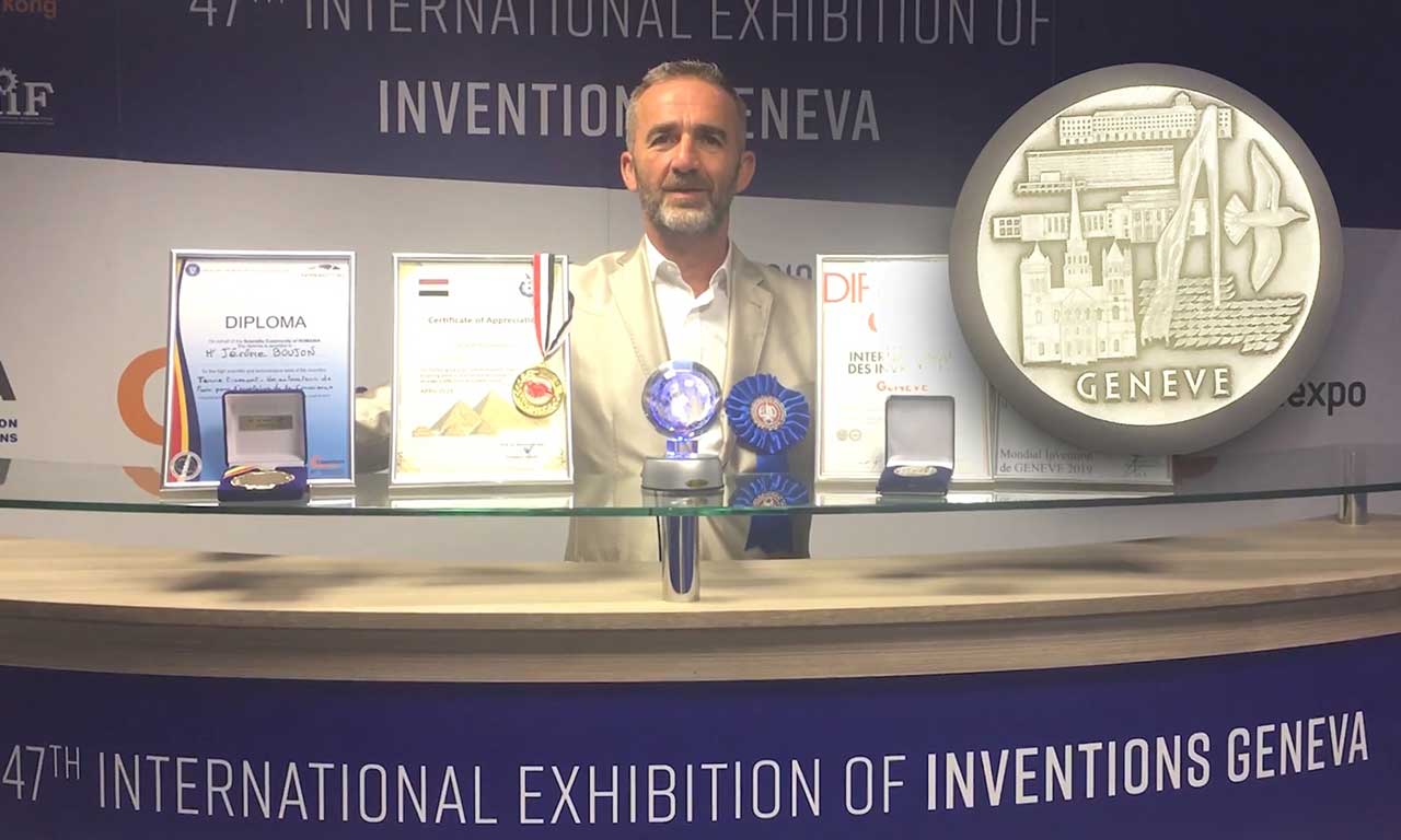 Médaille d'argent à l'exposition internationale des inventeurs de Genève.