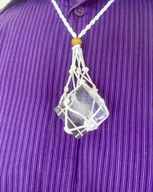collier pour baby META GENESIS porté